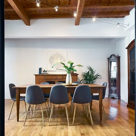 Great Apts Few Steps To The Duomo Apartment *