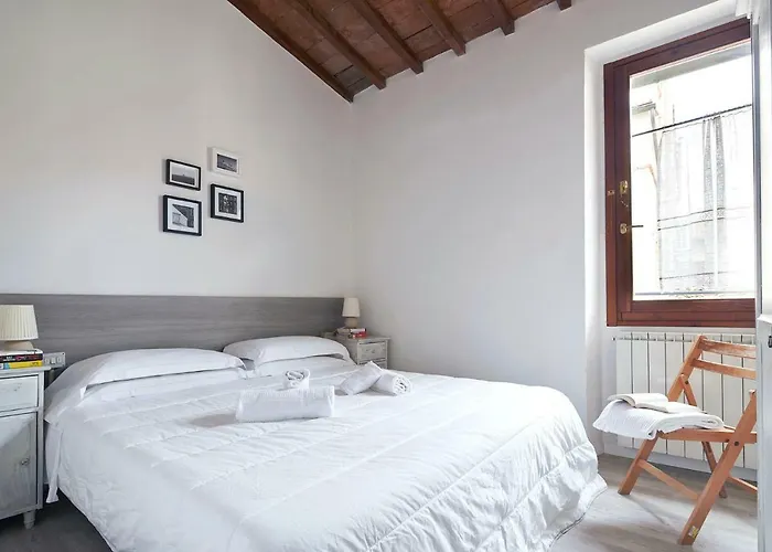 Great Apts Few Steps To The Duomo 피렌체