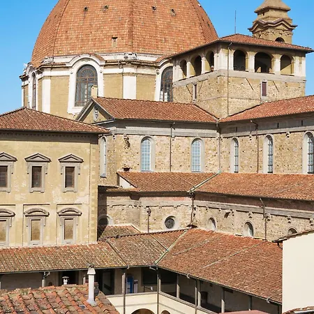 Great Apts Few Steps To The Duomo Lägenhet Florens